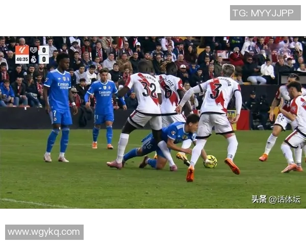 皇马门将卡西利亚斯因伤缺席下一场关键战，球迷担忧困扰后防表现